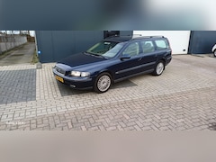 Volvo V70 - 2.4 Comfort Line