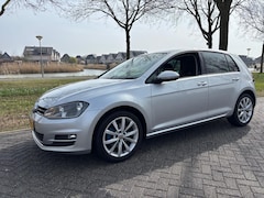 Volkswagen Golf - 1.2 TSI Highline