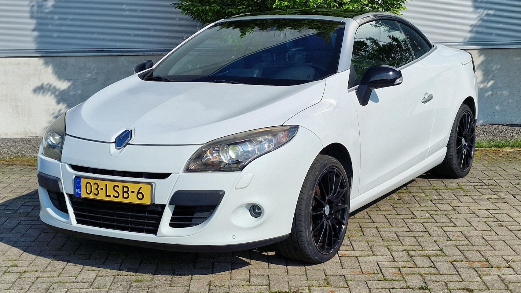 Renault Mégane coupé cabriolet - 1.4 TCE Dynamique apk tot 3-2027! - AutoWereld.nl