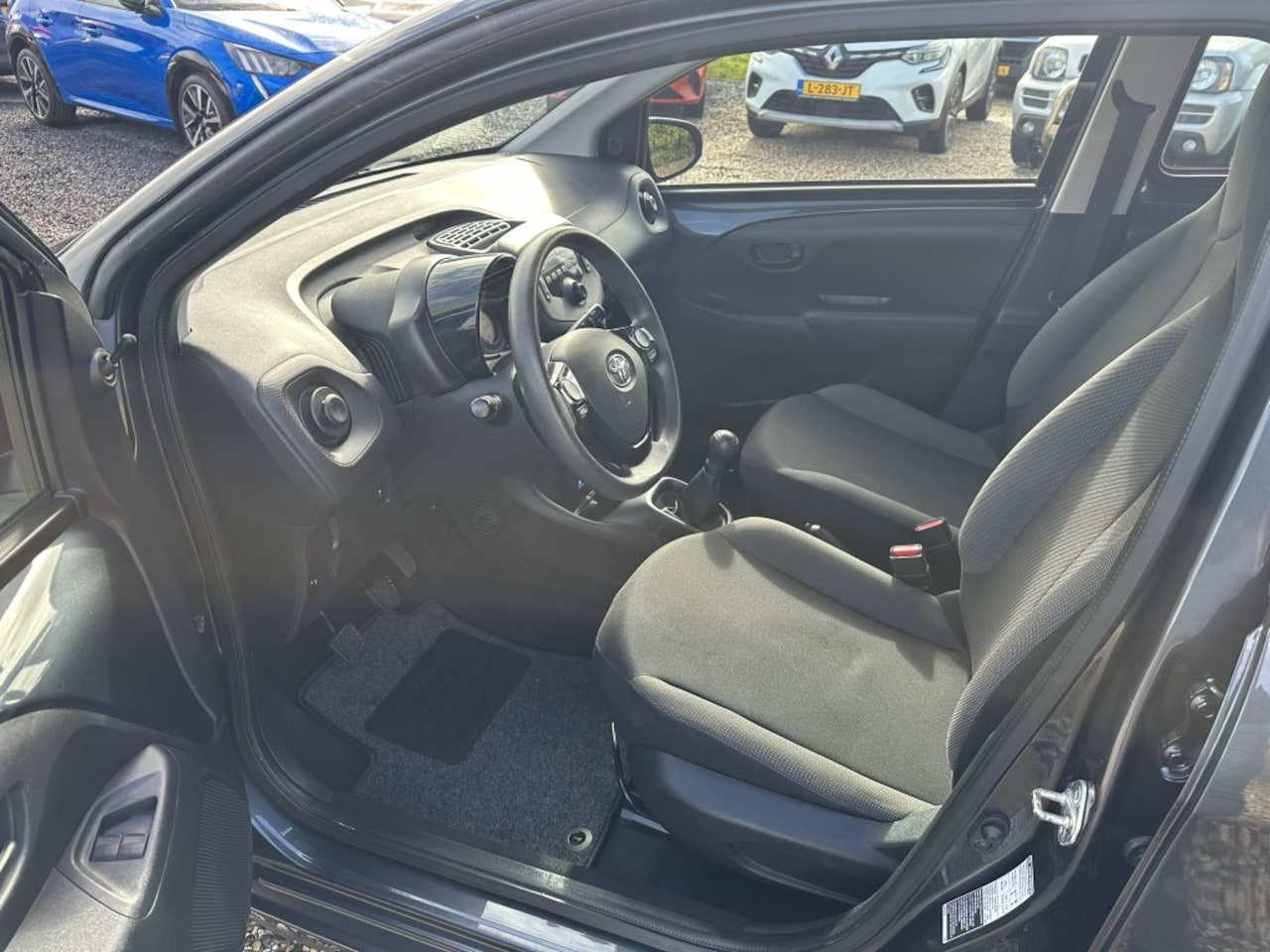 Toyota Aygo - 1.0 VVT-i x-fun Airco
