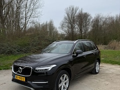 Volvo XC90 - 2.0 T8 Twin Engine AWD Momentum
