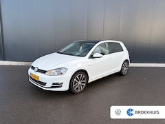 Volkswagen Golf - 1.2 TSI Cup Edition | Panoramadak | Navi | Clima | Stoelverw. |