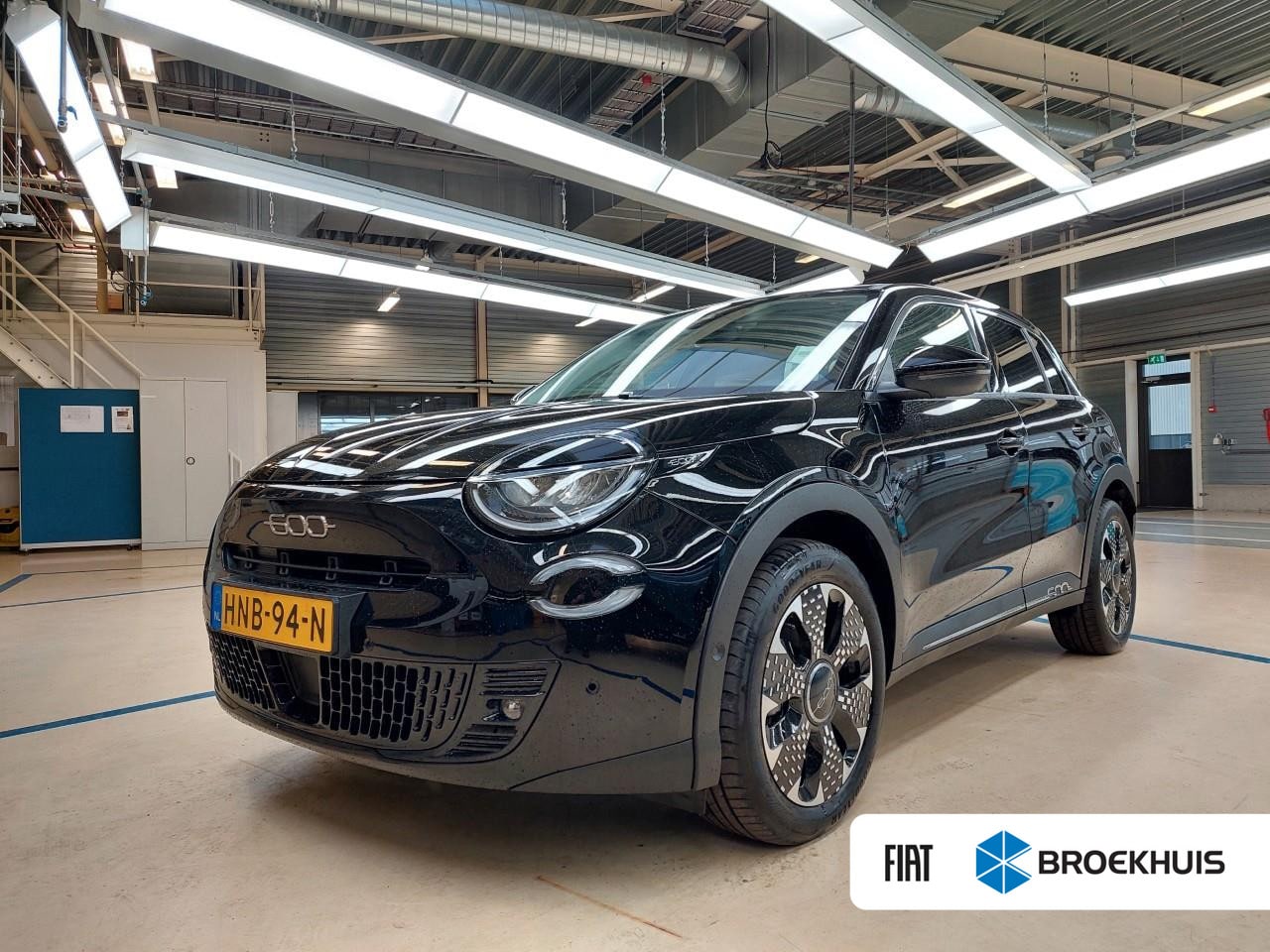 Fiat 600e - La Prima 54 kWh 3 Fase 99%SOH! | Vol-Leder | Adaptive Cruise | Massage | Stoelverwarming | - AutoWereld.nl