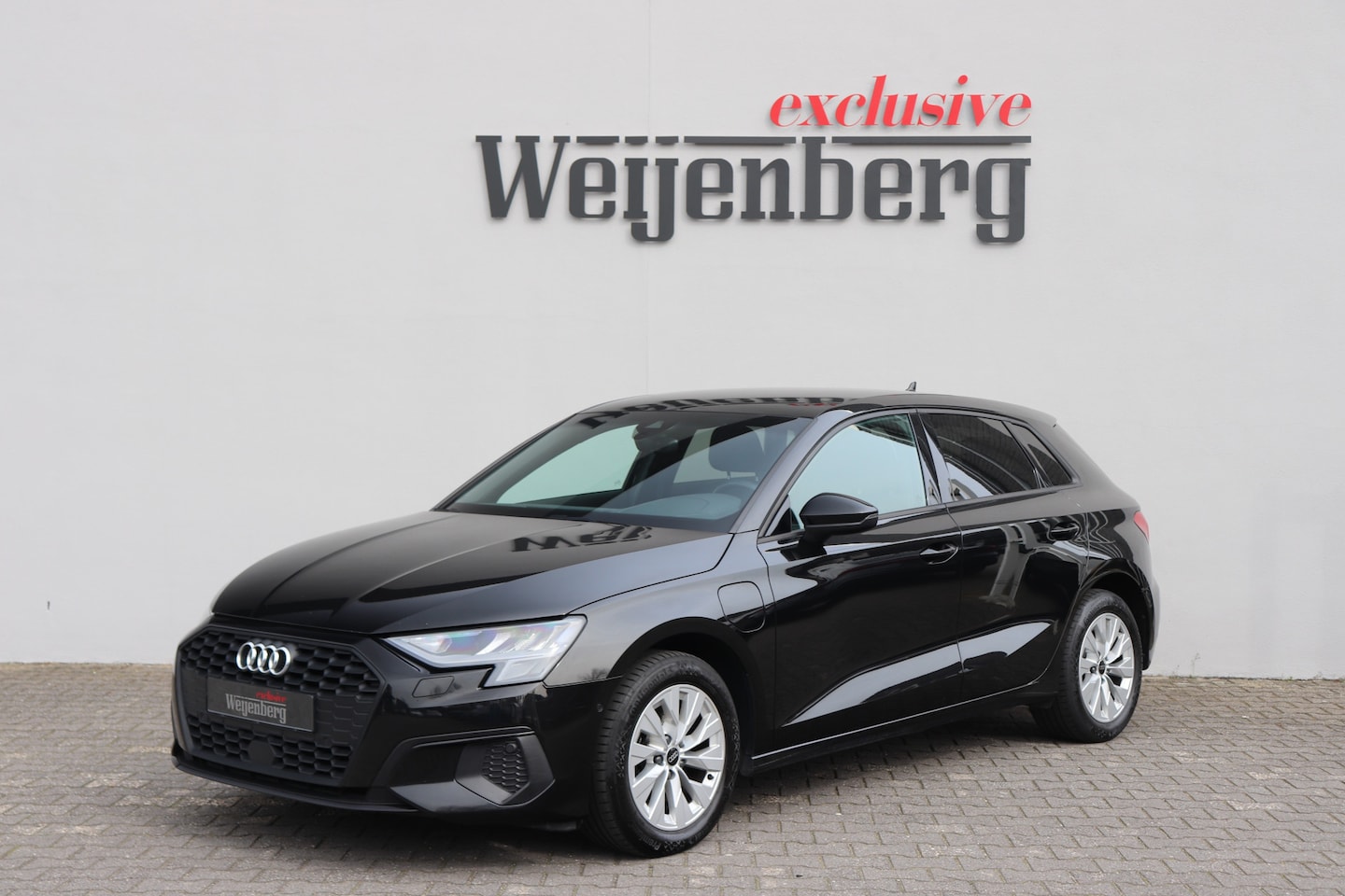 Audi A3 Sportback - 40 TFSI e S-Tronic Leder Trekhaak - AutoWereld.nl
