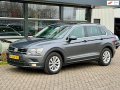 Volkswagen Tiguan - 1.5 TSI ACT Highline Automaat Pano Trekhaak
