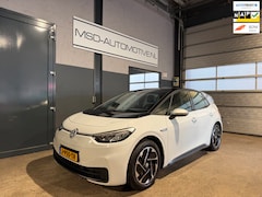 Volkswagen ID.3 - First 58 kWh Stoelverwarming 1e Eigenaar Trekhaak NAP
