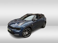 Lynk & Co 01 - 1.5 | Full black edition | | 360 graden camera | zwarte hemelbekleding | Apple Carplay/And