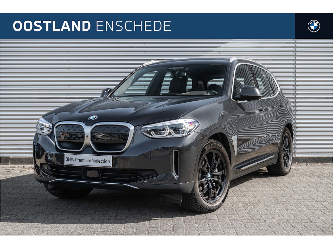 BMW iX3 - High Executive / Trekhaak / Sportstoelen / Comfort Access / Harman Kardon / Head-Up / Adap - AutoWereld.nl