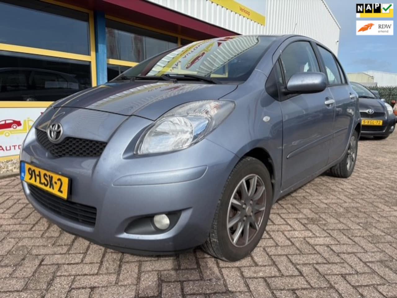 Toyota Yaris - 1.3 VVTi Aspiration AIRCO APK 18-2-2027 - AutoWereld.nl