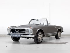 Mercedes-Benz SL-klasse Cabrio - 230 - 4 Speed - Nut & Bolt Restoration