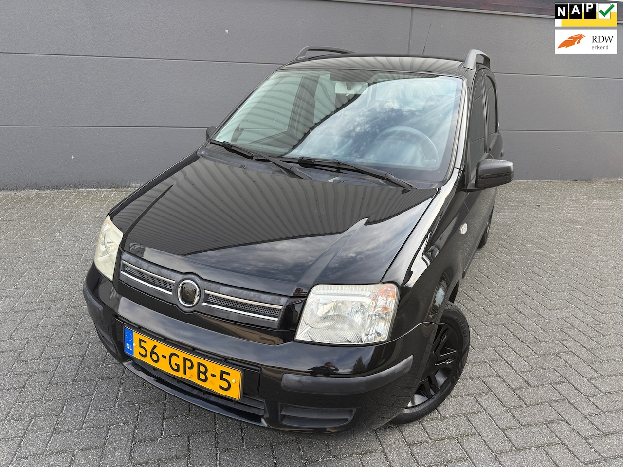 Fiat Panda - 1.2 Young*NEW APK 2027*AIRCO*ELKT-RAAM*ZUINGE AUTO - AutoWereld.nl