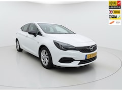 Opel Astra - 1.2 Business Elegance|Camera|Stoel en stuurverwarming| Trekhaak|Cruise|1ste eig.|Keyless