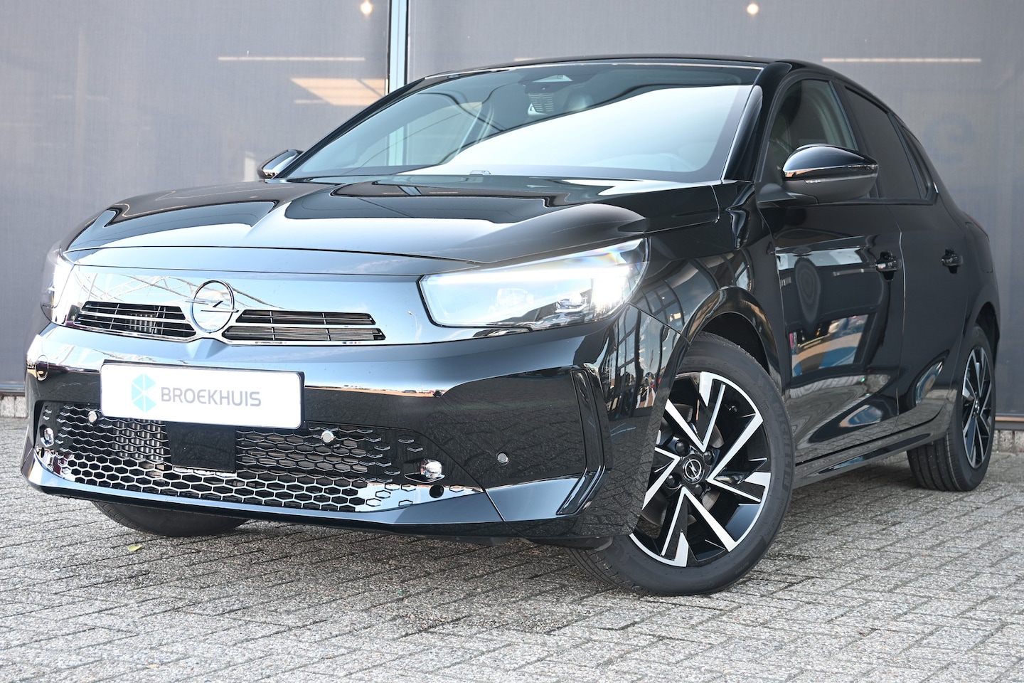 Opel Corsa - GS | Achteruitrijcamera 180° | Dode hoek waarschuwing | Draadloze Apple Carplay en Android - AutoWereld.nl