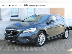 Volvo V40 Cross Country - 1.5 T3 Polar+ Luxury 100% Dealeronderhouden | Panoramisch dak | Lederen bekleding | Verwar