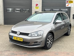 Volkswagen Golf - 1.4 TSI Business Edition R *Garantie*Pannodak