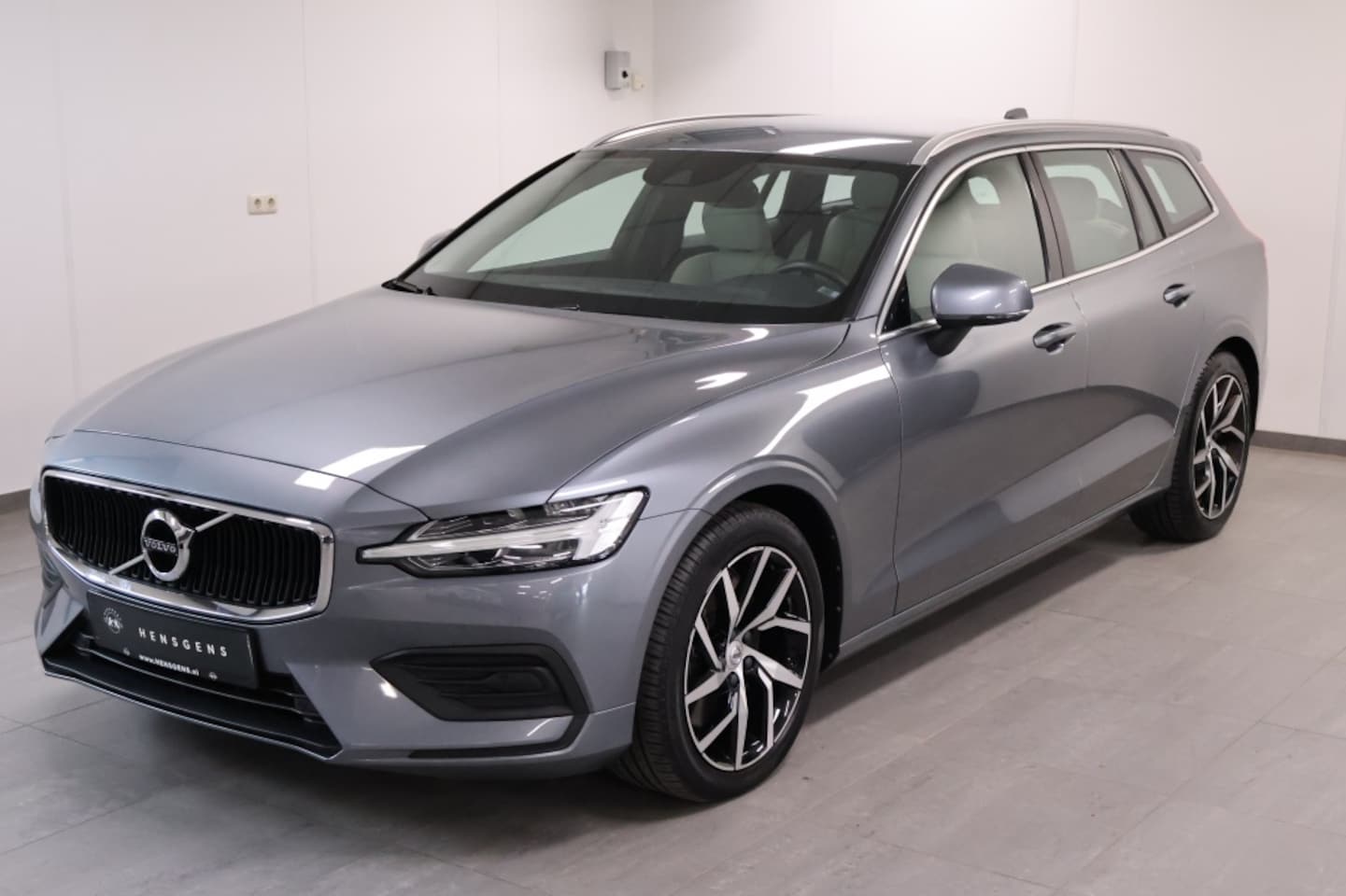 Volvo V60 - 2.0 T5 Momentum 2.0 T5 Momentum - AutoWereld.nl