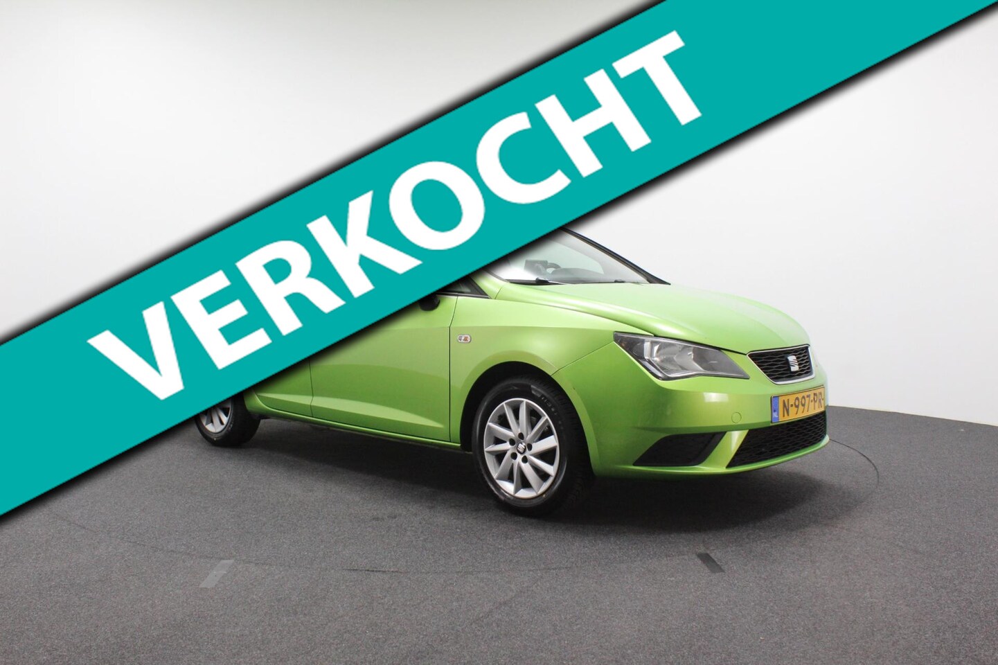 SEAT Ibiza - 1.2 Style | Climate control | Navi | Scherm | Sportvelgen - AutoWereld.nl