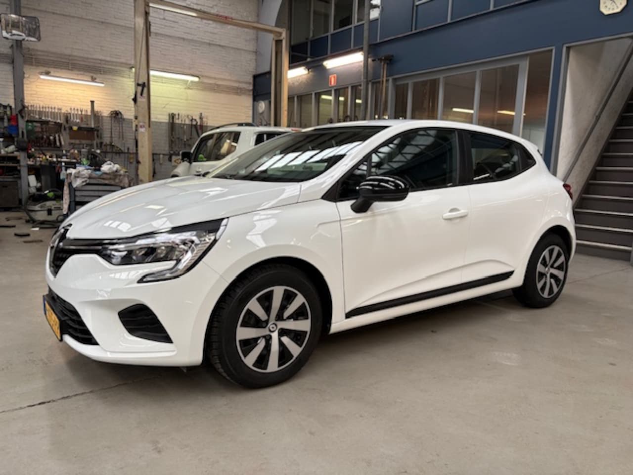 Renault Clio - 1.0 TCe 90pk GPF Equilibre | Apple carplay / Android auto | Airco | Pdc | Cruise control | - AutoWereld.nl