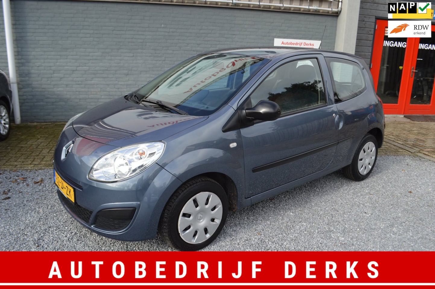 Renault Twingo - 1.2 Authentique Airco Stuurbekrachtiging Garantie Nieuwstaat - AutoWereld.nl