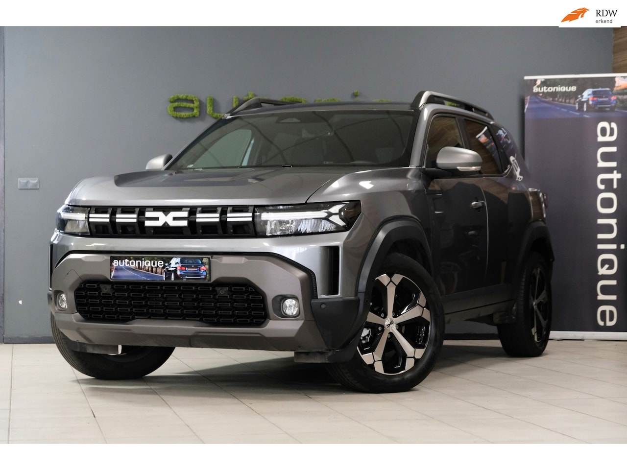 Dacia Duster - 1.6 Hybrid 140 Journey *28dkm* Stoel+Stuurwielverwarming | Navi | 360° Camera NIEUW MODEL - AutoWereld.nl