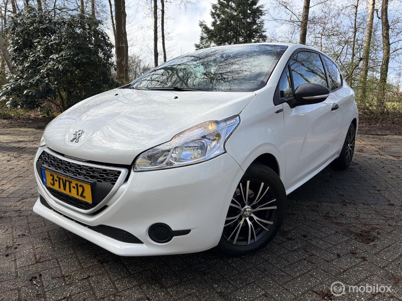 Peugeot 208 - 1.0 VTi LIKE..Airco..distributie in 2024 vervangen - AutoWereld.nl