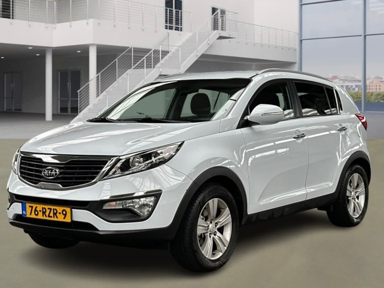 Kia Sportage - 1.6 GDI ISG X-ecutive Plus Pack | NAVI | LEER | 4S banden - AutoWereld.nl