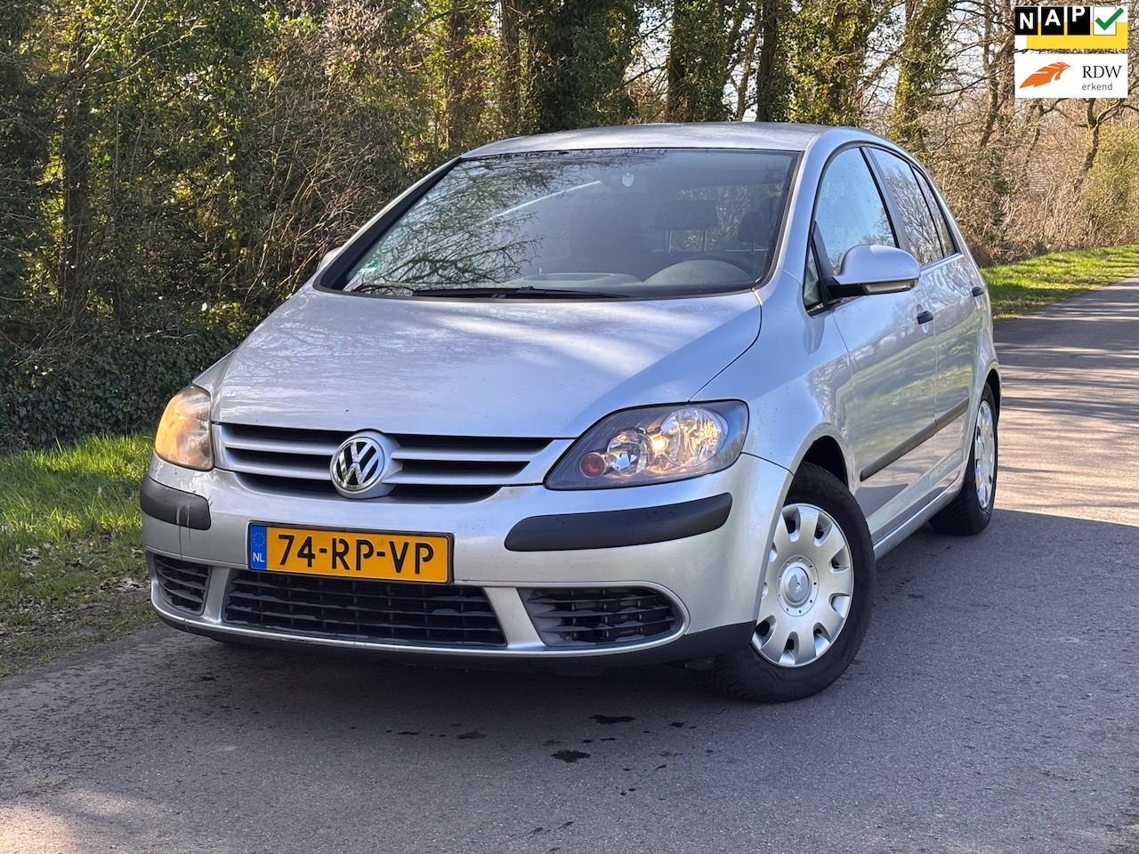 Volkswagen Golf Plus - 1.6 FSI Comfortline Business | Cruise + Clima | - AutoWereld.nl