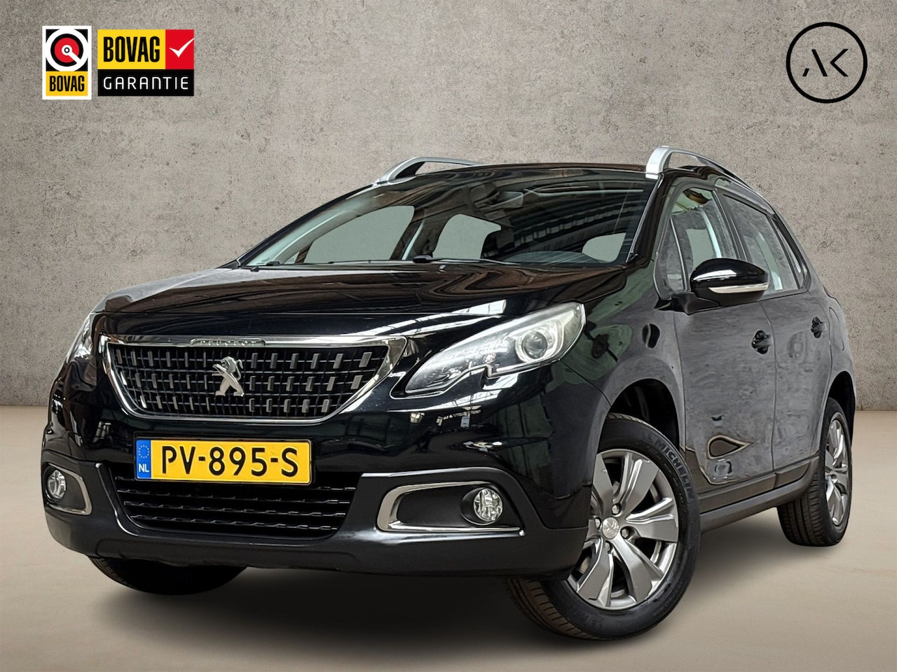 Peugeot 2008 - 1.2 PureTech Sport (PANORAMADAK, APPLE CARPLAY, NAVIGATIE, LM VELGEN, SPORTSTOELEN, CRUISE - AutoWereld.nl