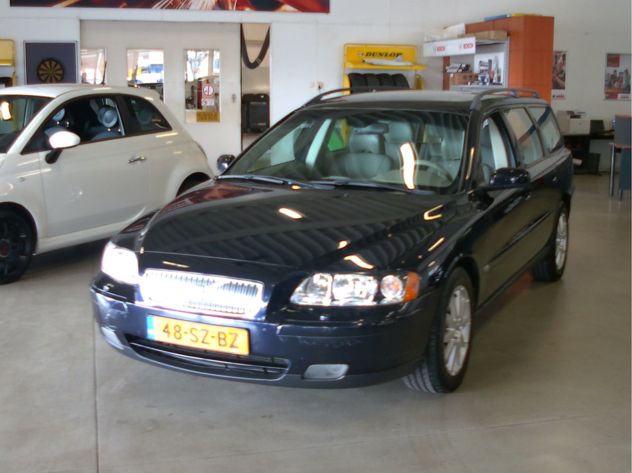 Volvo V70 - 2.4 D5 Edition II 2.4 D5 Edition II - AutoWereld.nl