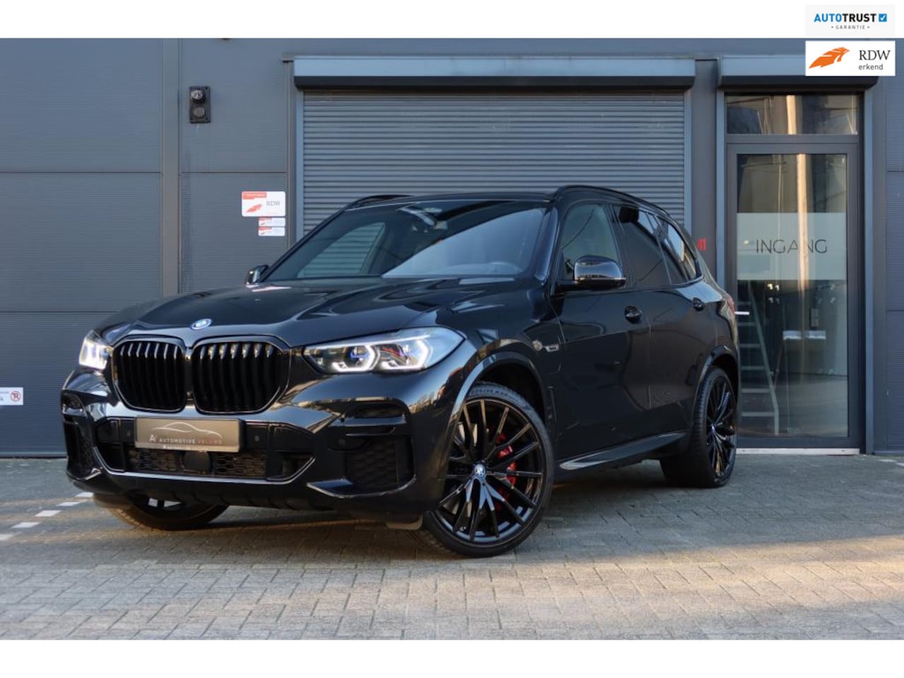 BMW X5 - XDrive45e High Executive M-Sport Shadow|4Wiel sturing|PANO|LuchtV|Laser| 22''|360º - AutoWereld.nl