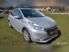 Peugeot 208 - 1.2 VTi Allure