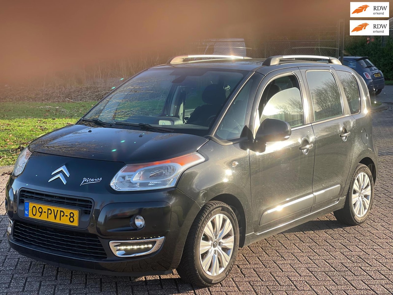 Citroën C3 Picasso - 1.6 VTi Exclusive AIRCO TREKHAAK NAVI CRUISE - AutoWereld.nl