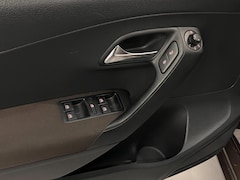 Volkswagen Polo - 1.2 TSI Highline Automaat/Panoramadak/Carplay