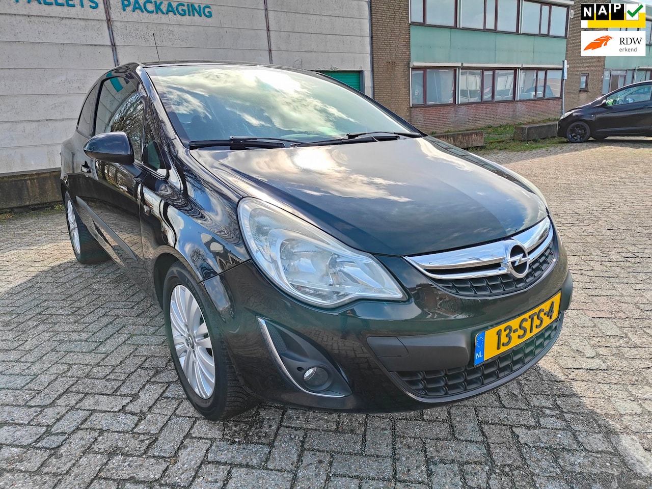 Opel Corsa - 1.2-16V Cosmo 1.2-16V Cosmo - AutoWereld.nl