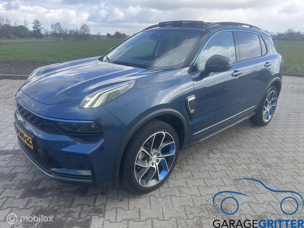 LYNK&CO LYNK & CO 01
