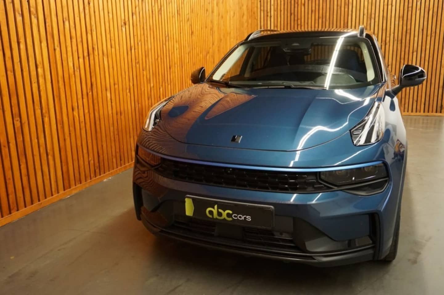 Lynk & Co 01 - 1.5 HYBRIDE AUTOMAAT/ MODEL 2023/ PANODAK/ VOL!! - AutoWereld.nl