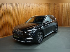 BMW X1 - 2.0 i sDrive automaat Orange Edition II panorammadak