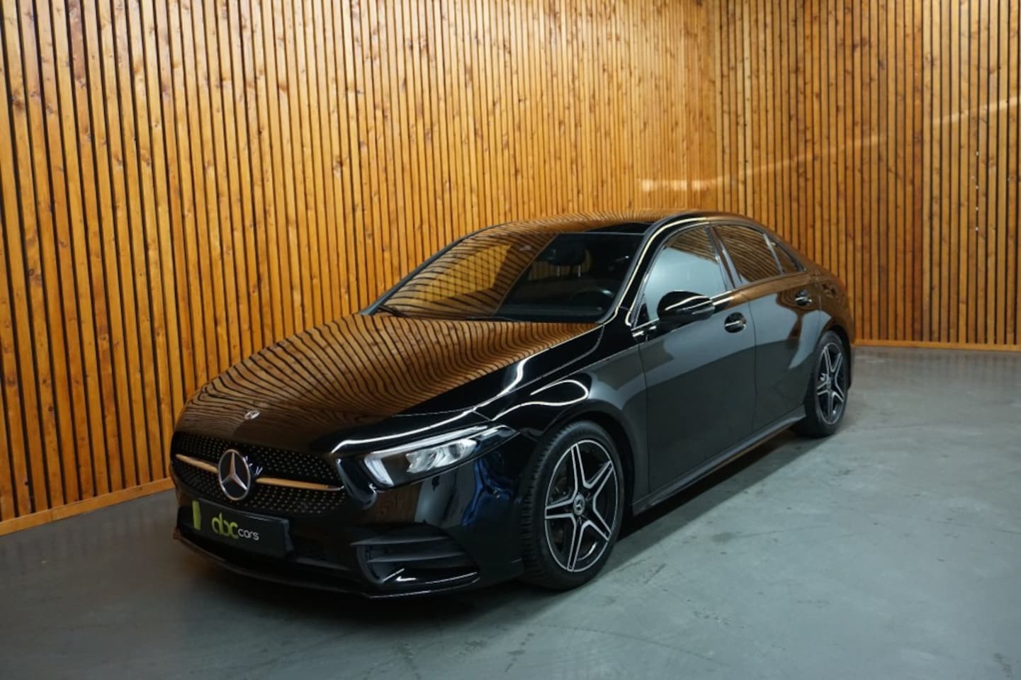 Mercedes-Benz A-klasse - 200 Buss.Sol Amg Automaat Panodak Nav - AutoWereld.nl