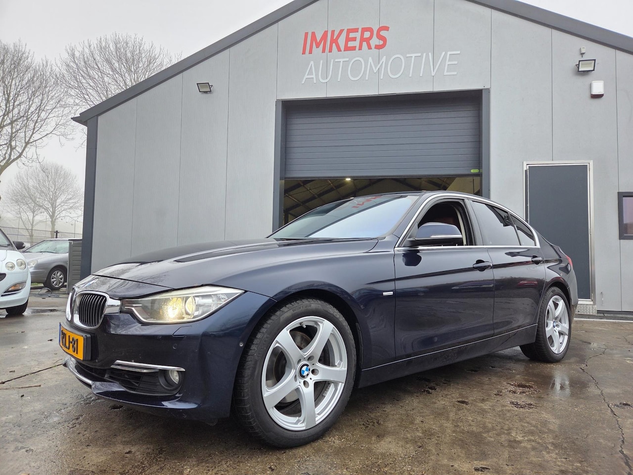 BMW 3-serie - 328i High Executive Luxury | HUD | Stoelverw. | Camera - AutoWereld.nl