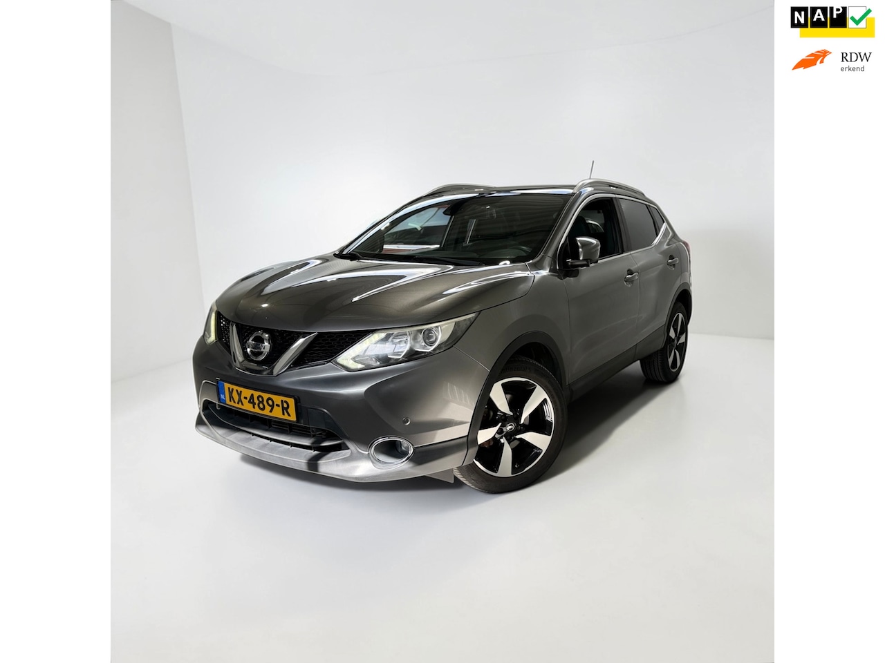 Nissan Qashqai - 1.2 N-Vision PANO Alcantra stoelen sportief - AutoWereld.nl