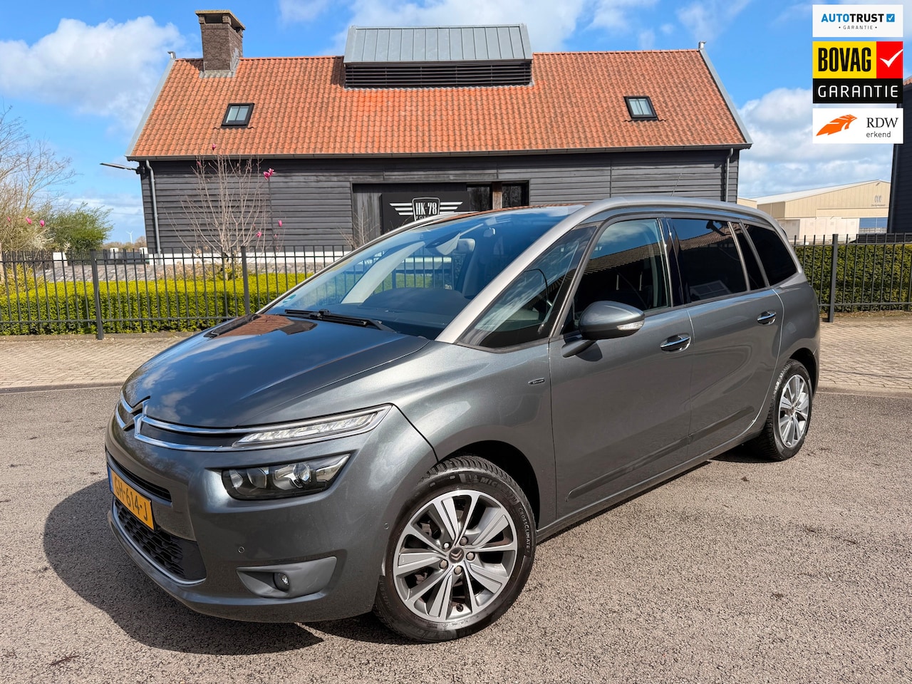 Citroën Grand C4 Picasso - 1.2 PureTech Exclusive 7-PERSOONS LEER NAVI CAMERA TREKHAAK - AutoWereld.nl
