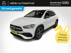 Mercedes-Benz GLA-Klasse - GLA 180 Automaat AMG Line | Premium Pakket | Nightpakket | Panoramadak | LED | Parktronic