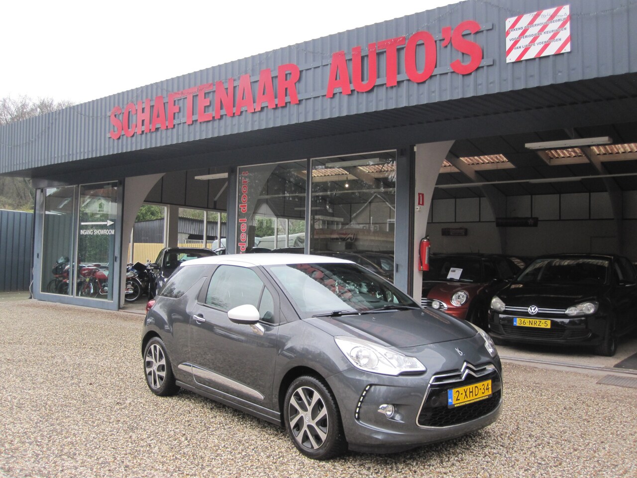 Citroën DS3 - 1.2 e-VTi ETG So Chic AUTOMAAT met trekhaak apk 12-03-2027 - AutoWereld.nl