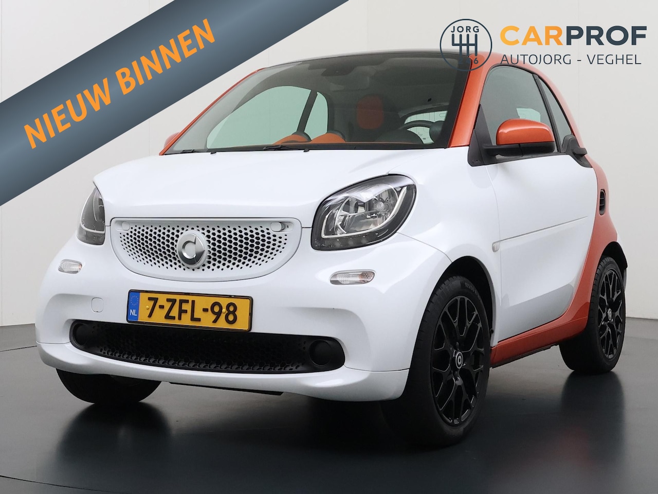 Smart Fortwo - 1.0 Passion Navigatie | Panoramadak | Climate control | NAP | LMV | - AutoWereld.nl
