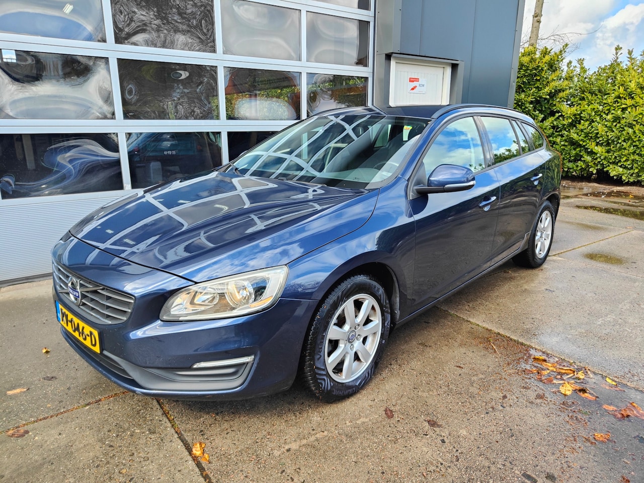Volvo V60 - 1.6 D2 Momentum 1.6 D2 Momentum - AutoWereld.nl