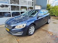 Volvo V60 - 1.6 D2 Momentum