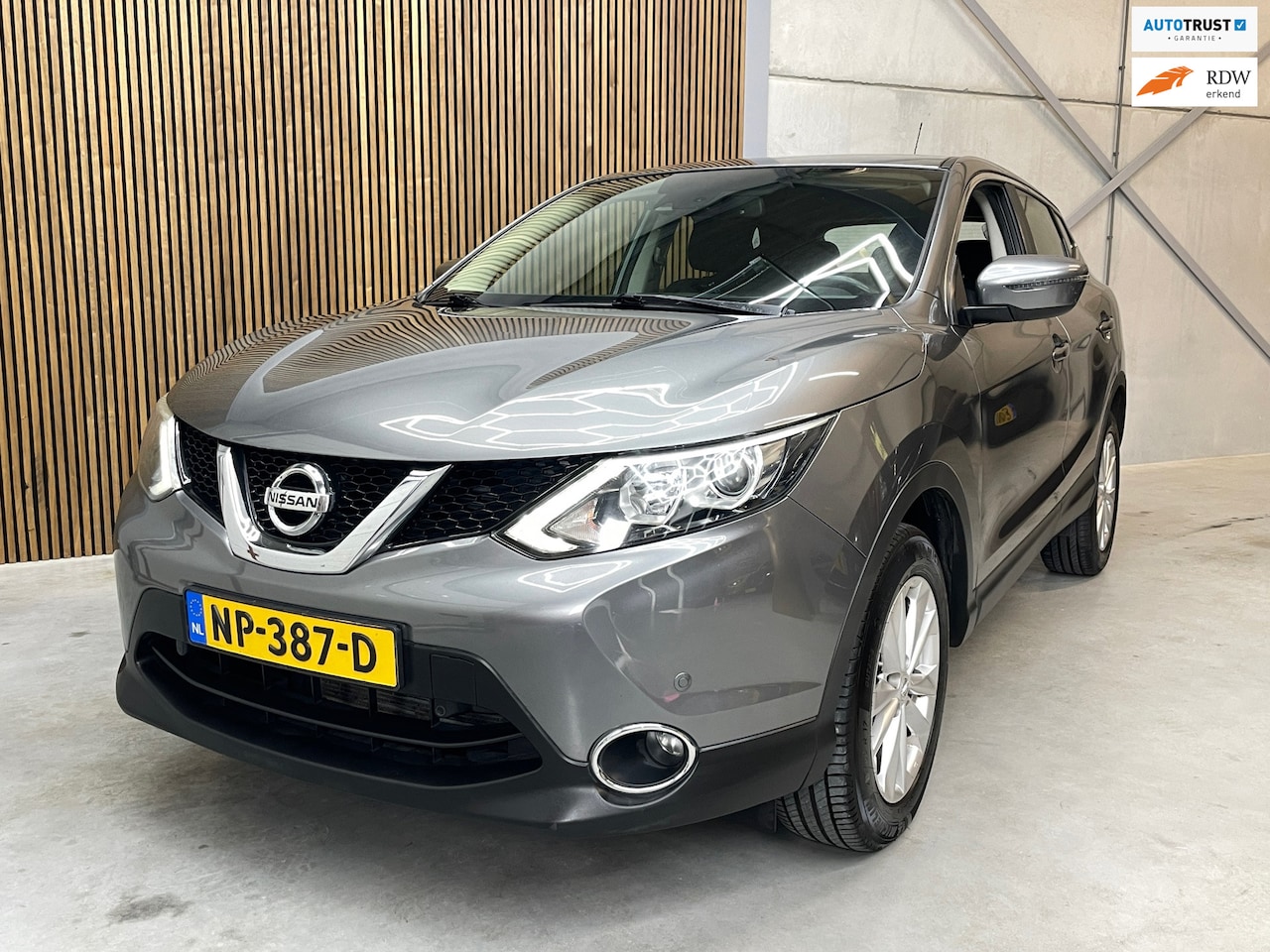 Nissan Qashqai - 1.2 Acenta | LED | CAMERA | TREKHAAK | NAVI | - AutoWereld.nl