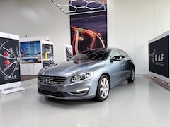 Volvo S60 - 2.0 D3 SummumAutomaat, Kanteldak, Cruise, Leer