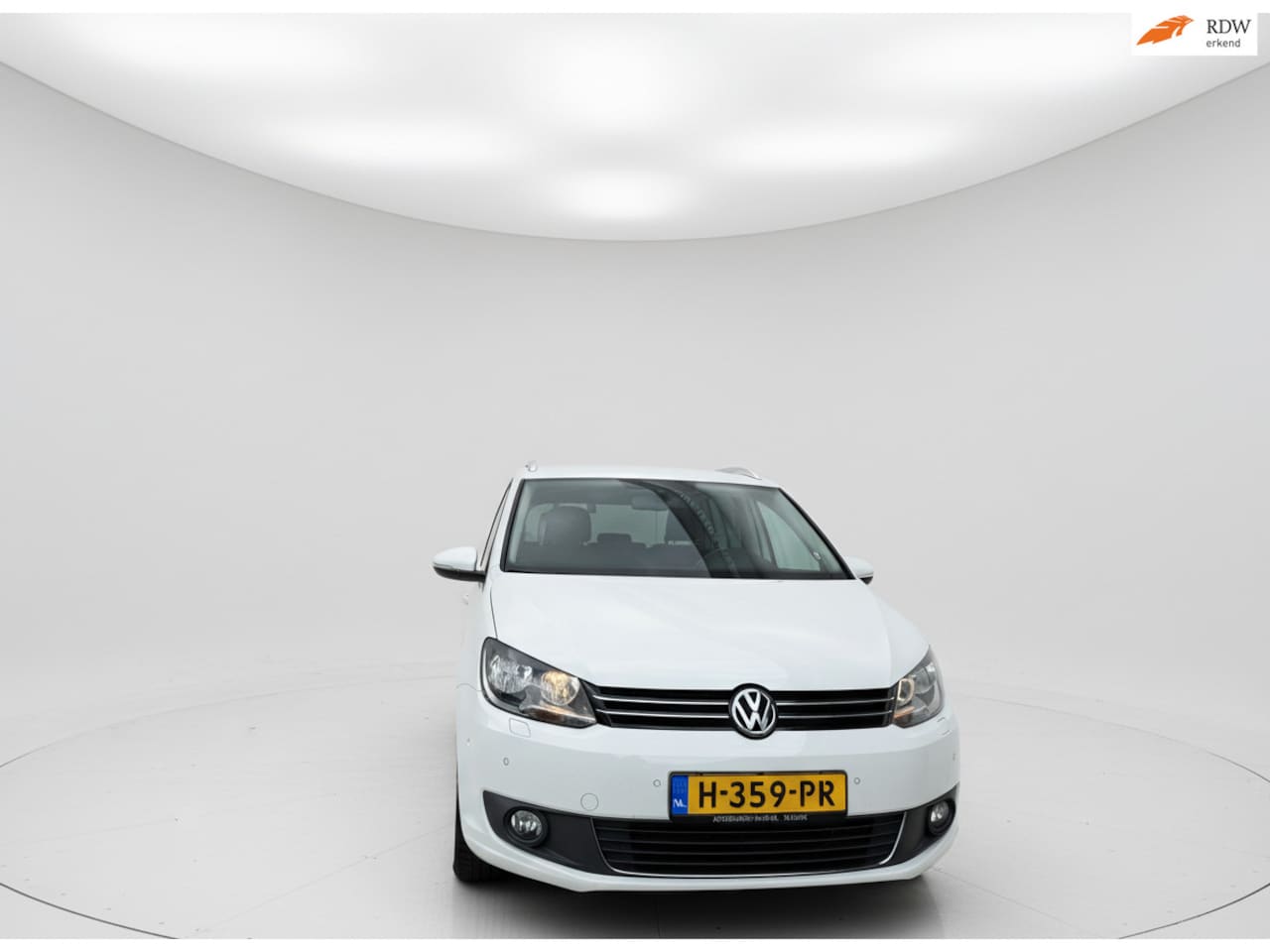 Volkswagen Touran - 1.2 TSI Highline BlueMotion 7p. 1.2 TSI Highline BlueMotion 7p. NIEUWSTAAT - AutoWereld.nl