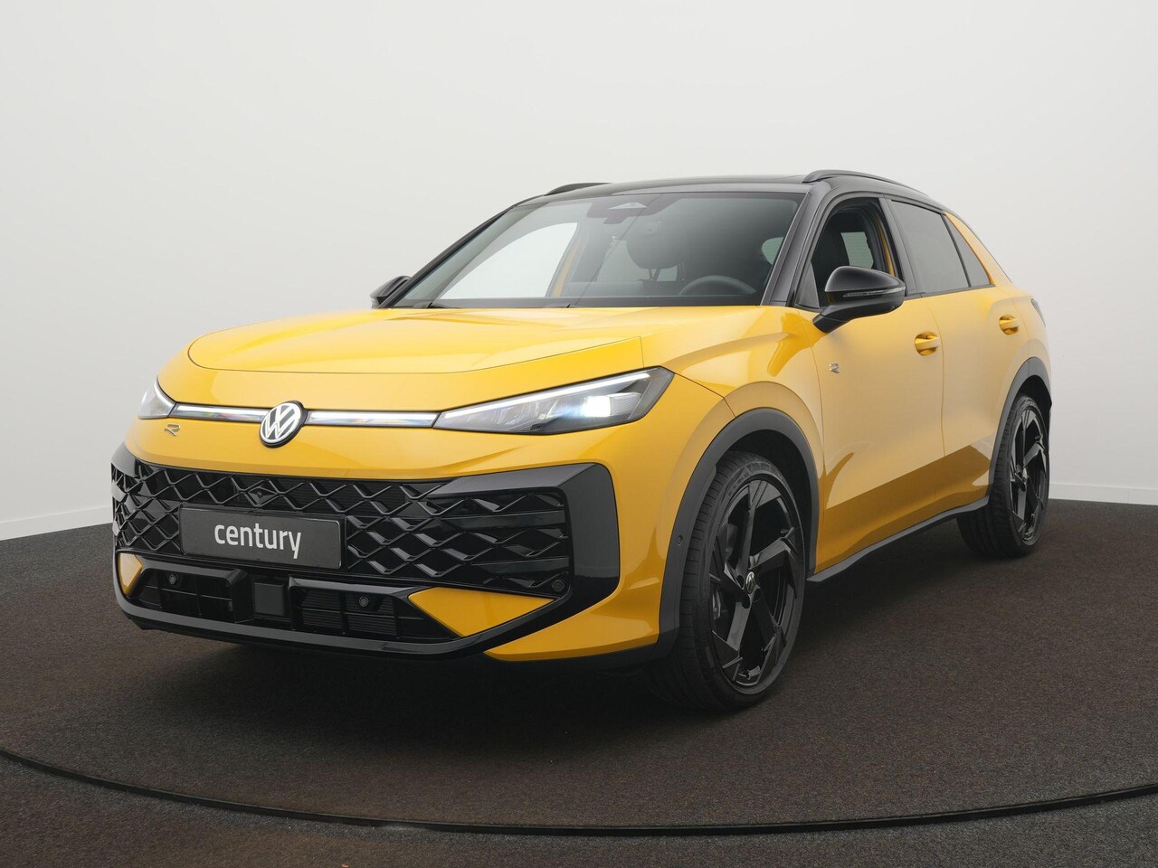 Volkswagen T-Roc - R-Line First Edition 1.5 eTSI 110 kW / 150 PK SUV - AutoWereld.nl